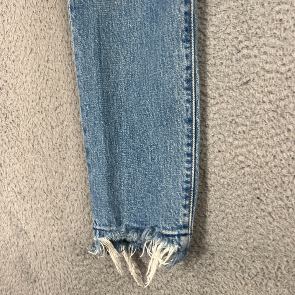 Levis 501 S Premium Jeans Womens 28x28 Blue Denim Button Fly Skinny Distressed - Picture 3 of 15